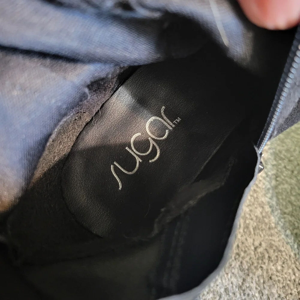 Black Over-the-Knee Boots - Picture 7 of 7